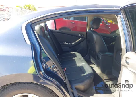 2010 Nissan Altima 2.5 S из США, поврежденный, VIN 1N4AL2AP7AN408136